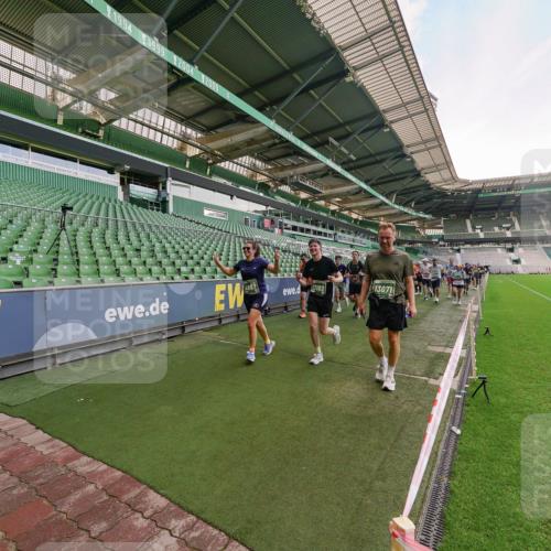 13.09.2026 - 21. swb-Marathon Bremen Michael Burmester http://msf.ph/oto/10319695 13.09.2026 13:18:43 Laufen im Stadion 311, 333, 404, 486, 512, 546, 732, 753, 837, 921, 938, 1424, 1425, 1431, 1506, 1765, 1790, 1844, 1868, 2056, 2096, 2123, 2137, 2224, 2240, 2294, 2315, 2357, 2358, 2389, 2419, 2453, 2557, 2563, 2601, 2614, 2622, 2647, 2689, 2703, 2786, 2843, 2845, 2849, 2857, 2879, 2880, 2893, 2944, 2983, 2984, 2999, 3031, 3046, 3072, 3096, 3100, 3146, 3180, 3189, 3198, 3210, 3285, 3287, 3337, 3421, 3431, 3476, 3537, 3548, 3619, 3633, 3654, 3740, 3879, 4478 meine-sportfotos.de