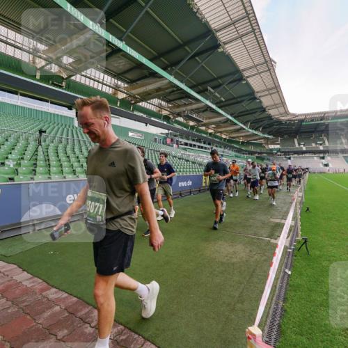 13.09.2026 - 21. swb-Marathon Bremen Michael Burmester http://msf.ph/oto/10319710 13.09.2026 13:18:45 Laufen im Stadion 311, 333, 404, 486, 512, 546, 732, 753, 837, 921, 938, 1424, 1425, 1431, 1506, 1765, 1790, 1844, 1868, 2056, 2096, 2123, 2137, 2224, 2240, 2294, 2315, 2357, 2358, 2389, 2419, 2453, 2557, 2563, 2601, 2614, 2622, 2647, 2689, 2703, 2786, 2843, 2845, 2849, 2857, 2879, 2880, 2893, 2944, 2983, 2984, 2999, 3031, 3046, 3072, 3096, 3100, 3146, 3180, 3189, 3198, 3210, 3285, 3287, 3337, 3421, 3431, 3476, 3537, 3548, 3619, 3633, 3654, 3740, 3879, 4478 meine-sportfotos.de