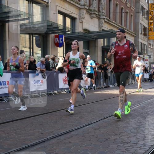 13.09.2026 - 21. swb-Marathon Bremen Strokosch-Dieckow http://msf.ph/oto/10319781 13.09.2026 13:17:39 Ziel 948, 1631, 1797, 1872, 2001, 2125, 2260, 2634, 2671, 3051, 3192, 3241, 3514, 3634, 4131, 4286, 4374, 4733, 5292, 5530, 5695, 5817, 5935, 5948, 6290, 6448, 8094, 8805, 8869, 8943, 8944, 9595, 9596, 9837, 13041, 560, 771, 842, 1297, 2008, 2125, 2234, 2812, 3148, 3760, 4171, 4498, 4499, 4620, 5041, 5550, 5817, 6095, 6734, 6803, 7901, 8100, 8250, 8253, 8446, 8532, 8714, 9075, 9400, 9505, 13107 meine-sportfotos.de