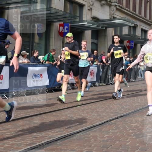 13.09.2026 - 21. swb-Marathon Bremen Strokosch-Dieckow http://msf.ph/oto/10319865 13.09.2026 10:58:29 Ziel 10254, 10485, 10787, 10794, 10832, 10948, 11030, 11189, 11228, 11267, 11278, 11488, 11743, 11955, 12130, 12131, 12176, 12237, 12271, 12320, 12414, 12505, 10249, 10494, 10530, 10673, 10750, 10798, 10828, 10878, 10879, 10914, 11004, 11120, 11131, 11152, 11202, 11295, 11384, 11388, 11403, 11420, 11455, 11686, 11750, 11752, 11884, 11906, 11952, 11953, 12017, 12092, 12180, 12386, 12387, 12482, 12499, 12518 meine-sportfotos.de