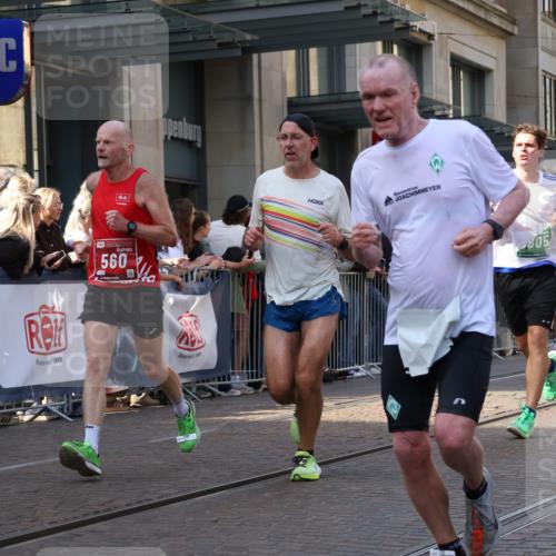 13.09.2026 - 21. swb-Marathon Bremen Strokosch-Dieckow http://msf.ph/oto/10319869 13.09.2026 13:17:41 Ziel 948, 1631, 1797, 1872, 2001, 2260, 2634, 2671, 3051, 3192, 3241, 3514, 3634, 4131, 4286, 4374, 4733, 5292, 5530, 5695, 5935, 5948, 6152, 6290, 6448, 8094, 8805, 8869, 8943, 8944, 9595, 9596, 9609, 9837, 13041, 560, 771, 842, 1297, 2008, 2125, 2234, 2812, 3148, 3760, 4171, 4498, 4499, 4620, 5041, 5550, 5817, 6803, 7901, 8100, 8250, 8253, 8446, 8532, 8714, 9075, 9400, 9505, 13107 meine-sportfotos.de