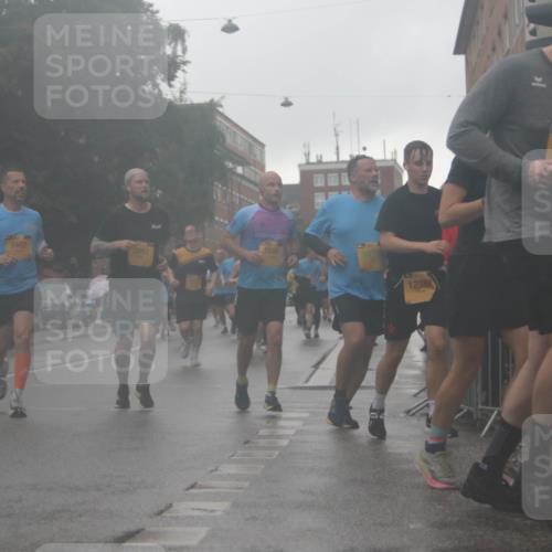 13.09.2026 - Kiel Lauf Markus Tischler http://msf.ph/oto/10319898 13.09.2026 10:51:27 Fleethörn 7467, 3962, 5691, 12380, 5650 meine-sportfotos.de