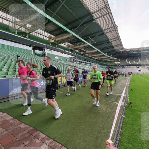 13.09.2026 - 21. swb-Marathon Bremen Michael Burmester http://msf.ph/oto/10319998 13.09.2026 13:19:13 Laufen im Stadion 333, 404, 464, 486, 512, 546, 732, 753, 837, 921, 938, 1066, 1156, 1431, 1506, 1765, 1844, 1868, 1916, 2056, 2123, 2137, 2224, 2240, 2294, 2315, 2357, 2358, 2453, 2557, 2563, 2614, 2622, 2626, 2689, 2702, 2703, 2722, 2756, 2786, 2843, 2845, 2849, 2857, 2879, 2880, 2893, 2944, 2983, 2999, 3031, 3046, 3059, 3072, 3096, 3100, 3116, 3146, 3189, 3198, 3210, 3243, 3263, 3285, 3287, 3315, 3476, 3537, 3619, 3633, 3654, 3740, 3879, 4478 meine-sportfotos.de
