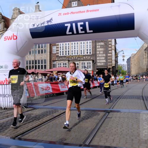 13.09.2026 - 21. swb-Marathon Bremen Tim E. http://msf.ph/oto/10320201 13.09.2026 10:58:36 Ziel 10249, 10494, 10530, 10673, 10750, 10798, 10828, 10914, 11004, 11120, 11131, 11152, 11202, 11295, 11388, 11403, 11420, 11455, 11686, 11750, 11752, 11884, 11906, 11952, 11953, 12017, 12092, 12386, 12387, 12441, 12482, 12518 meine-sportfotos.de