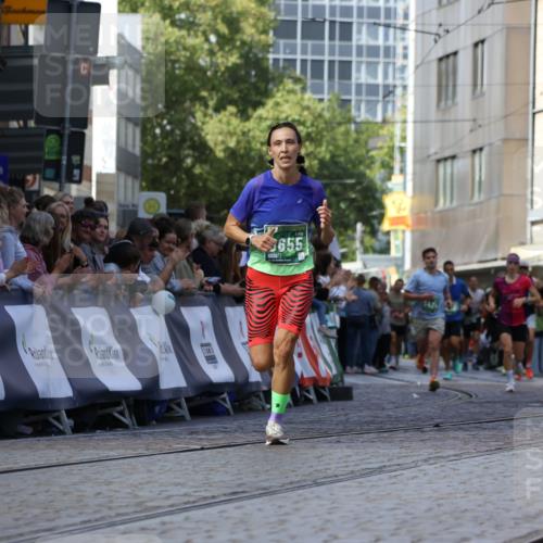 13.09.2026 - 21. swb-Marathon Bremen Strokosch-Dieckow http://msf.ph/oto/10320220 13.09.2026 13:08:19 Ziel 2844, 4732, 6692, 13091, 13160, 339, 678, 1335, 1696, 4082, 4888, 5424, 8655, 9084, 9582 meine-sportfotos.de