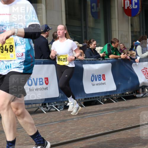 13.09.2026 - 21. swb-Marathon Bremen Strokosch-Dieckow http://msf.ph/oto/10320326 13.09.2026 10:58:41 Ziel 10254, 10383, 10415, 10427, 10477, 10485, 10668, 10787, 10794, 10832, 10843, 10948, 11034, 11267, 11278, 11602, 11913, 12015, 12127, 12130, 12131, 12176, 12200, 12271, 12297, 12414, 10878, 10879, 11004, 11030, 11152, 11189, 11228, 11384, 11403, 11455, 11488, 11686, 11743, 11750, 11953, 11955, 12092, 12180, 12237, 12320, 12499, 12505, 12518 meine-sportfotos.de