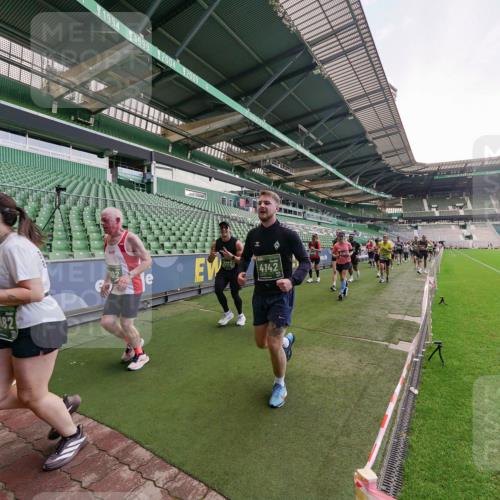 13.09.2026 - 21. swb-Marathon Bremen Michael Burmester http://msf.ph/oto/10320642 13.09.2026 13:20:19 Laufen im Stadion 333, 464, 512, 620, 704, 938, 1066, 1129, 1156, 1409, 1439, 1446, 1506, 1697, 1756, 1808, 1815, 1846, 1916, 2010, 2028, 2064, 2139, 2201, 2224, 2240, 2258, 2278, 2315, 2349, 2394, 2395, 2414, 2417, 2437, 2501, 2519, 2533, 2557, 2563, 2588, 2622, 2626, 2689, 2694, 2695, 2702, 2703, 2722, 2736, 2756, 2786, 2793, 2843, 2845, 2886, 2983, 3004, 3010, 3017, 3018, 3031, 3035, 3036, 3037, 3046, 3059, 3070, 3072, 3074, 3102, 3116, 3139, 3189, 3198, 3243, 3263, 3264, 3287, 3310, 3315 meine-sportfotos.de
