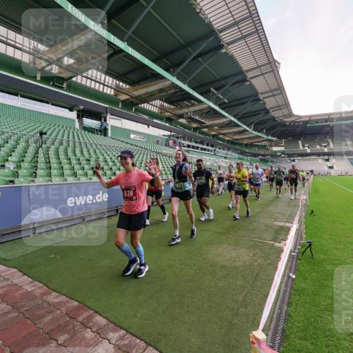 13.09.2026 - 21. swb-Marathon Bremen Michael Burmester http://msf.ph/oto/10320660 13.09.2026 13:20:21 Laufen im Stadion 333, 464, 512, 620, 704, 938, 1066, 1129, 1156, 1409, 1439, 1446, 1506, 1697, 1756, 1808, 1815, 1846, 1916, 2010, 2028, 2064, 2139, 2201, 2224, 2240, 2258, 2278, 2315, 2349, 2394, 2395, 2414, 2417, 2437, 2501, 2519, 2533, 2557, 2563, 2588, 2626, 2689, 2694, 2695, 2702, 2703, 2722, 2736, 2756, 2786, 2793, 2843, 2845, 2886, 2983, 3004, 3010, 3017, 3018, 3031, 3035, 3036, 3037, 3046, 3059, 3070, 3072, 3074, 3102, 3116, 3139, 3189, 3198, 3243, 3263, 3264, 3310, 3315 meine-sportfotos.de