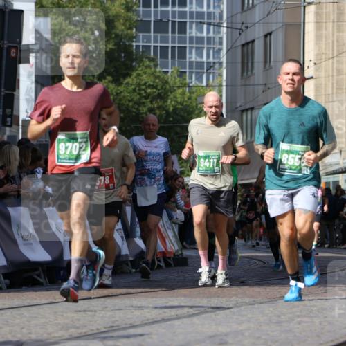 13.09.2026 - 21. swb-Marathon Bremen Strokosch-Dieckow http://msf.ph/oto/10320871 13.09.2026 13:08:41 Ziel 339, 678, 1335, 1696, 3808, 4082, 4247, 4888, 5424, 5594, 8655, 9084, 9582, 3110, 3330, 5377, 5517, 5696, 6906, 8555, 9240, 9411, 9702, 9867, 9906, 9911 meine-sportfotos.de