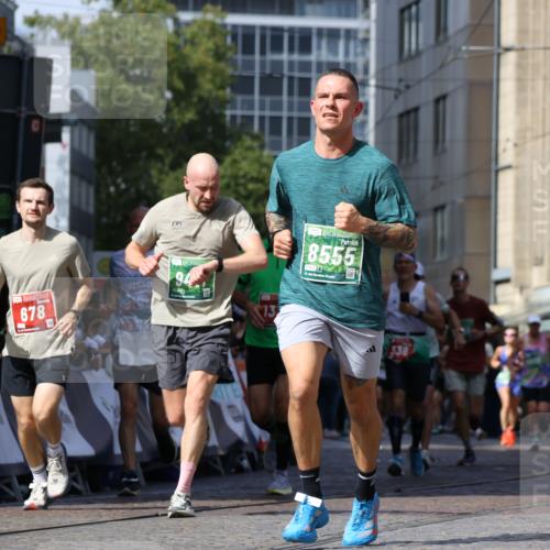 13.09.2026 - 21. swb-Marathon Bremen Strokosch-Dieckow http://msf.ph/oto/10320923 13.09.2026 13:08:42 Ziel 339, 678, 1335, 1696, 3808, 4082, 4247, 4888, 5424, 5594, 8655, 9084, 9582, 1925, 3110, 3330, 5517, 5696, 6906, 8555, 9240, 9411, 9702, 9867, 9906, 9911 meine-sportfotos.de