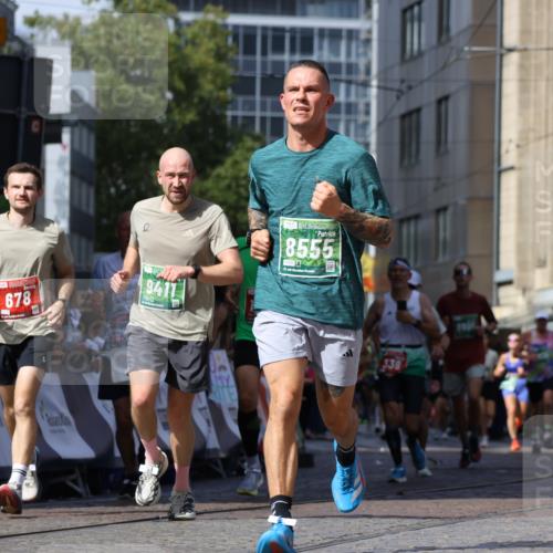 13.09.2026 - 21. swb-Marathon Bremen Strokosch-Dieckow http://msf.ph/oto/10320955 13.09.2026 13:08:42 Ziel 339, 678, 1335, 1696, 3808, 4082, 4247, 4888, 5424, 5594, 8655, 9084, 9582, 1925, 3110, 3330, 5517, 5696, 6906, 8555, 9240, 9411, 9702, 9867, 9906, 9911 meine-sportfotos.de