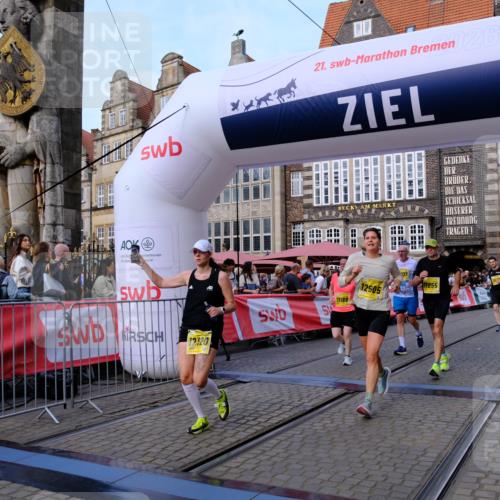 13.09.2026 - 21. swb-Marathon Bremen Tim E. http://msf.ph/oto/10321195 13.09.2026 10:58:52 Ziel 10878, 10879, 11004, 11030, 11152, 11189, 11384, 11455, 11488, 11686, 11743, 11953, 11955, 12180, 12237, 12320, 12499, 12505, 12518 meine-sportfotos.de