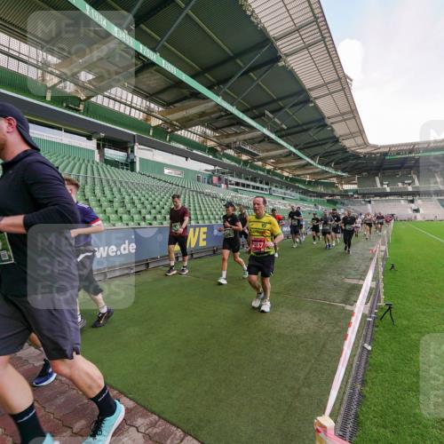 13.09.2026 - 21. swb-Marathon Bremen Michael Burmester http://msf.ph/oto/10321218 13.09.2026 13:21:13 Laufen im Stadion 128, 258, 351, 423, 441, 464, 601, 620, 704, 782, 851, 1060, 1066, 1094, 1129, 1158, 1177, 1316, 1344, 1409, 1417, 1439, 1446, 1518, 1676, 1697, 1729, 1756, 1808, 1815, 1846, 2010, 2028, 2064, 2139, 2201, 2258, 2278, 2349, 2394, 2395, 2414, 2417, 2437, 2501, 2519, 2533, 2551, 2588, 2652, 2694, 2695, 2736, 2756, 2793, 2828, 2886, 2954, 2995, 3004, 3010, 3017, 3018, 3022, 3034, 3035, 3036, 3037, 3059, 3070, 3074, 3102, 3139, 3144, 3225, 3264, 3310 meine-sportfotos.de