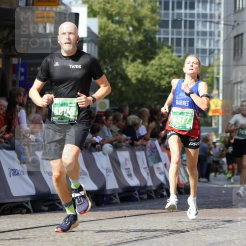 13.09.2026 - 21. swb-Marathon Bremen Strokosch-Dieckow http://msf.ph/oto/10321235 13.09.2026 13:08:50 Ziel 339, 678, 715, 1335, 1696, 4082, 4888, 5424, 7064, 8655, 9084, 9582, 1925, 2287, 3330, 4384, 5517, 5636, 5696, 6906, 7262, 8120, 9906, 9911 meine-sportfotos.de