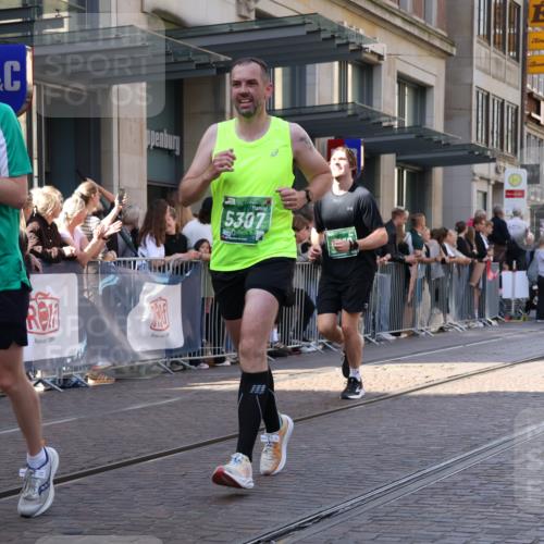 13.09.2026 - 21. swb-Marathon Bremen Strokosch-Dieckow http://msf.ph/oto/10321280 13.09.2026 13:18:10 Ziel 465, 1146, 1419, 2055, 2324, 2948, 3631, 4413, 4642, 5307, 5460, 6293, 6294, 6818, 7245, 7491, 7731, 7954, 8404, 8540, 8872, 9019, 9275, 9833, 13150, 948, 1631, 1797, 1872, 2001, 2260, 2634, 2671, 3192, 3241, 3458, 3514, 3634, 4131, 4286, 4733, 5292, 5530, 5695, 5935, 5948, 6152, 6290, 6448, 8094, 8805, 8869, 8943, 8944, 9134, 9595, 9596, 9609, 9837, 10065, 13041 meine-sportfotos.de