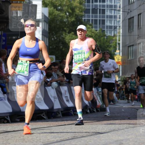 13.09.2026 - 21. swb-Marathon Bremen Strokosch-Dieckow http://msf.ph/oto/10321431 13.09.2026 13:08:53 Ziel 339, 715, 1335, 1696, 3276, 4033, 4082, 4888, 5377, 5424, 6842, 7064, 7121, 8655, 9084, 1925, 2287, 2291, 4384, 5636, 5696, 7262, 8120, 8830, 9911 meine-sportfotos.de