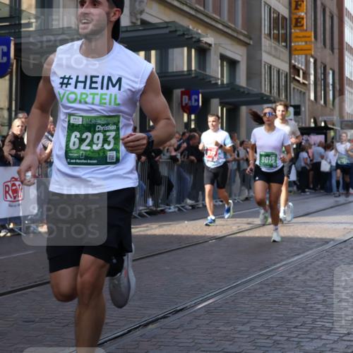 13.09.2026 - 21. swb-Marathon Bremen Strokosch-Dieckow http://msf.ph/oto/10321450 13.09.2026 13:18:14 Ziel 465, 1146, 1419, 2055, 2324, 2948, 3631, 4120, 4413, 4642, 5307, 5460, 5867, 6293, 6294, 6787, 6818, 7245, 7491, 7731, 8404, 8540, 8743, 8872, 9019, 9275, 9327, 9833, 13150, 948, 1631, 1797, 1872, 2001, 2260, 2634, 2671, 3241, 3458, 3514, 3634, 4131, 4733, 5292, 5695, 5935, 5948, 6152, 6290, 6448, 7954, 8094, 8805, 8869, 8943, 8944, 9134, 9595, 9596, 9609, 9837, 10065, 13041 meine-sportfotos.de