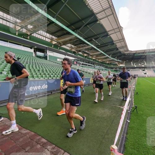 13.09.2026 - 21. swb-Marathon Bremen Michael Burmester http://msf.ph/oto/10321476 13.09.2026 13:21:42 Laufen im Stadion 128, 258, 343, 351, 423, 441, 601, 620, 704, 782, 851, 1060, 1094, 1158, 1177, 1316, 1344, 1409, 1417, 1439, 1446, 1518, 1657, 1669, 1676, 1697, 1729, 1808, 1846, 1883, 2010, 2064, 2139, 2201, 2258, 2278, 2290, 2349, 2394, 2395, 2414, 2417, 2437, 2501, 2519, 2551, 2588, 2619, 2632, 2652, 2660, 2685, 2711, 2736, 2793, 2828, 2886, 2954, 2964, 2995, 3004, 3010, 3017, 3018, 3022, 3034, 3035, 3036, 3037, 3070, 3074, 3102, 3139, 3144, 3225, 3351, 3682, 3784, 1506 meine-sportfotos.de