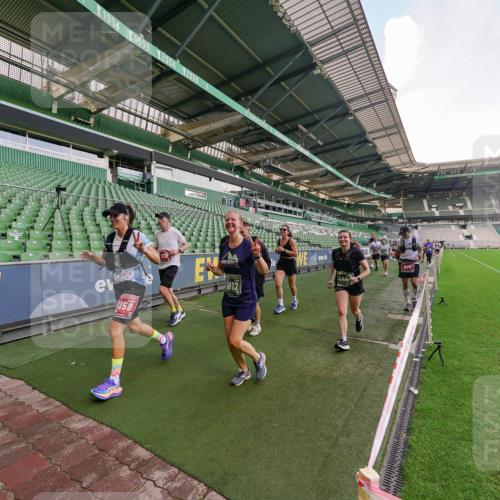 13.09.2026 - 21. swb-Marathon Bremen Michael Burmester http://msf.ph/oto/10321553 13.09.2026 13:21:49 Laufen im Stadion 128, 211, 258, 343, 351, 423, 441, 571, 601, 620, 704, 782, 851, 1060, 1094, 1157, 1158, 1177, 1259, 1316, 1344, 1417, 1439, 1518, 1657, 1669, 1676, 1729, 1808, 1846, 1883, 2010, 2064, 2139, 2201, 2258, 2278, 2290, 2394, 2395, 2414, 2417, 2437, 2501, 2519, 2551, 2588, 2619, 2632, 2652, 2660, 2685, 2711, 2736, 2793, 2828, 2886, 2954, 2964, 2995, 3004, 3010, 3017, 3018, 3022, 3034, 3035, 3036, 3037, 3070, 3074, 3102, 3144, 3225, 3351, 3682, 3784, 4020, 4431, 1506 meine-sportfotos.de