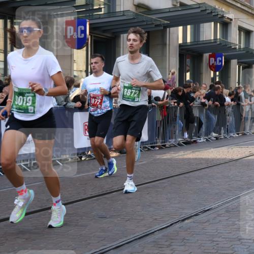13.09.2026 - 21. swb-Marathon Bremen Strokosch-Dieckow http://msf.ph/oto/10321574 13.09.2026 13:18:16 Ziel 465, 1146, 1419, 2055, 2324, 2948, 3631, 4120, 4413, 4642, 5307, 5460, 5867, 6293, 6294, 6787, 6818, 7163, 7245, 7491, 7731, 8404, 8540, 8743, 8872, 9019, 9275, 9327, 9833, 13150, 948, 1631, 1797, 1872, 2001, 2260, 2634, 2671, 3241, 3458, 3514, 3634, 4131, 4733, 5292, 5460, 5695, 5935, 5948, 6152, 6290, 6448, 7491, 7954, 8094, 8805, 8869, 8943, 8944, 9134, 9609, 9837, 10065 meine-sportfotos.de