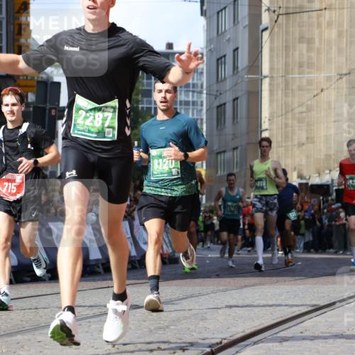 13.09.2026 - 21. swb-Marathon Bremen Strokosch-Dieckow http://msf.ph/oto/10321641 13.09.2026 13:09:02 Ziel 715, 3110, 3276, 3330, 4033, 5377, 6842, 7064, 7121, 8555, 9240, 9411, 9702, 9867, 9906, 1241, 2291, 2909, 4898, 5383, 8120, 8830, 9904, 10044 meine-sportfotos.de
