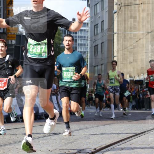 13.09.2026 - 21. swb-Marathon Bremen Strokosch-Dieckow http://msf.ph/oto/10321657 13.09.2026 13:09:02 Ziel 715, 3110, 3276, 3330, 4033, 5377, 6842, 7064, 7121, 8555, 9240, 9411, 9702, 9867, 9906, 1241, 2291, 2909, 4898, 5383, 8120, 8830, 9904, 10044 meine-sportfotos.de