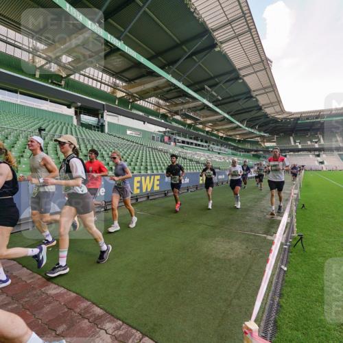 13.09.2026 - 21. swb-Marathon Bremen Michael Burmester http://msf.ph/oto/10321670 13.09.2026 13:22:03 Laufen im Stadion 128, 160, 211, 258, 343, 351, 423, 441, 571, 601, 620, 782, 851, 1060, 1094, 1157, 1158, 1177, 1259, 1316, 1344, 1417, 1439, 1518, 1657, 1669, 1676, 1691, 1729, 1808, 1846, 1883, 2139, 2201, 2258, 2278, 2290, 2394, 2395, 2414, 2437, 2504, 2519, 2551, 2588, 2619, 2632, 2652, 2660, 2685, 2711, 2736, 2793, 2828, 2886, 2954, 2964, 2995, 3004, 3010, 3022, 3034, 3070, 3074, 3102, 3144, 3225, 3351, 3530, 3682, 3784, 4020, 4406, 4407, 4431, 4584, 1506 meine-sportfotos.de