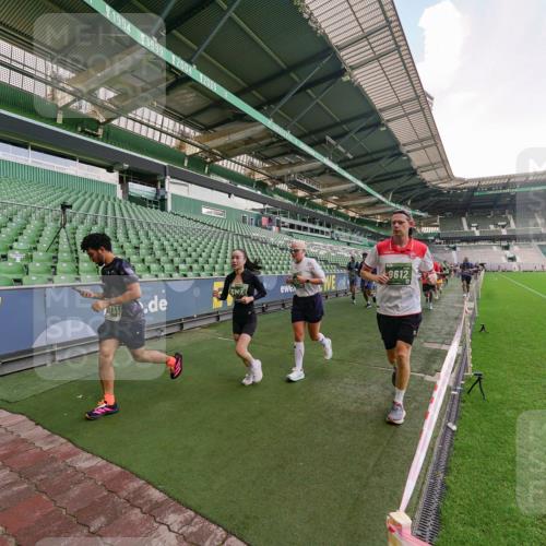 13.09.2026 - 21. swb-Marathon Bremen Michael Burmester http://msf.ph/oto/10321689 13.09.2026 13:22:05 Laufen im Stadion 128, 160, 211, 258, 343, 351, 423, 441, 571, 601, 620, 782, 851, 1060, 1094, 1157, 1158, 1177, 1259, 1316, 1344, 1417, 1439, 1518, 1657, 1669, 1676, 1691, 1729, 1808, 1846, 1883, 2139, 2201, 2258, 2278, 2290, 2394, 2395, 2414, 2437, 2504, 2519, 2551, 2588, 2619, 2632, 2652, 2660, 2685, 2711, 2736, 2828, 2954, 2964, 2995, 3004, 3010, 3022, 3034, 3070, 3074, 3144, 3225, 3351, 3530, 3682, 3784, 4020, 4406, 4407, 4431, 4584, 1506 meine-sportfotos.de