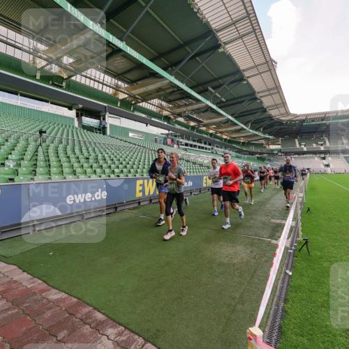 13.09.2026 - 21. swb-Marathon Bremen Michael Burmester http://msf.ph/oto/10321693 13.09.2026 13:22:07 Laufen im Stadion 128, 160, 211, 258, 343, 351, 423, 441, 571, 601, 620, 782, 851, 1060, 1094, 1157, 1158, 1177, 1259, 1316, 1344, 1417, 1439, 1518, 1657, 1669, 1676, 1691, 1729, 1808, 1846, 1883, 2139, 2201, 2258, 2278, 2290, 2414, 2504, 2551, 2619, 2632, 2652, 2660, 2685, 2711, 2736, 2828, 2954, 2964, 2995, 3004, 3010, 3022, 3034, 3070, 3074, 3144, 3225, 3351, 3530, 3682, 3784, 4020, 4054, 4406, 4407, 4431, 4584, 1506 meine-sportfotos.de
