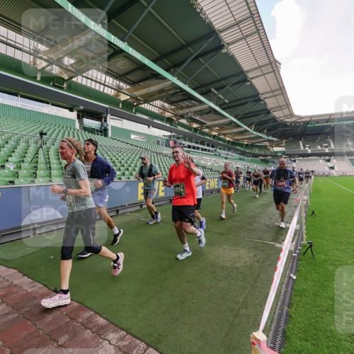 13.09.2026 - 21. swb-Marathon Bremen Michael Burmester http://msf.ph/oto/10321701 13.09.2026 13:22:08 Laufen im Stadion 128, 160, 211, 258, 343, 351, 423, 441, 571, 601, 620, 782, 851, 1060, 1094, 1157, 1158, 1177, 1259, 1316, 1344, 1417, 1439, 1518, 1657, 1669, 1676, 1691, 1729, 1808, 1846, 1883, 2139, 2201, 2258, 2278, 2290, 2414, 2504, 2551, 2619, 2632, 2652, 2660, 2685, 2711, 2736, 2828, 2954, 2964, 2995, 3004, 3010, 3022, 3034, 3070, 3074, 3144, 3225, 3351, 3530, 3682, 3784, 4020, 4054, 4406, 4407, 4431, 4584, 1506 meine-sportfotos.de