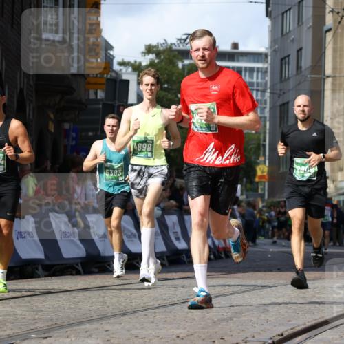 13.09.2026 - 21. swb-Marathon Bremen Strokosch-Dieckow http://msf.ph/oto/10321768 13.09.2026 13:09:06 Ziel 715, 3110, 3276, 3330, 4033, 5377, 5517, 5696, 6842, 6906, 7064, 7121, 8555, 9240, 9411, 9702, 9867, 9906, 9911, 1241, 2291, 2909, 3197, 4895, 4898, 5383, 8759, 8830, 9866, 9904, 10044 meine-sportfotos.de