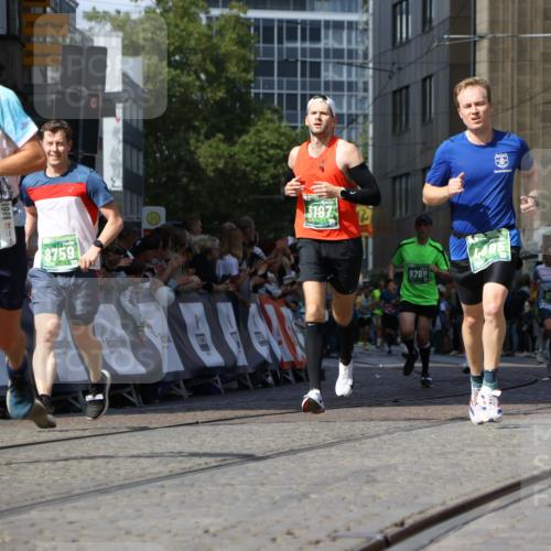 13.09.2026 - 21. swb-Marathon Bremen Strokosch-Dieckow http://msf.ph/oto/10321962 13.09.2026 13:09:17 Ziel 1925, 2287, 3110, 3330, 4384, 5517, 5636, 5696, 6906, 7262, 8120, 9240, 9867, 9906, 9911, 1034, 3197, 4895, 5111, 6652, 8759, 9789, 9866 meine-sportfotos.de