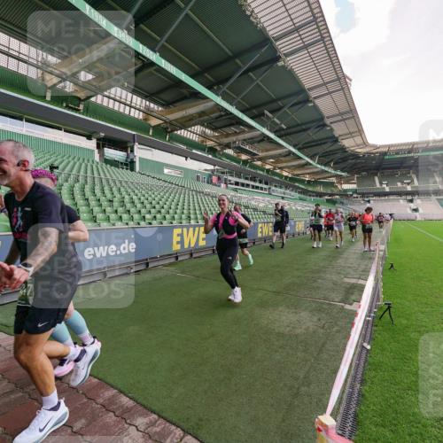 13.09.2026 - 21. swb-Marathon Bremen Michael Burmester http://msf.ph/oto/10322034 13.09.2026 13:22:45 Laufen im Stadion 128, 160, 211, 258, 343, 351, 423, 441, 533, 571, 601, 609, 708, 851, 892, 1060, 1094, 1157, 1177, 1178, 1259, 1331, 1344, 1417, 1518, 1657, 1669, 1691, 1729, 1746, 1788, 1883, 2213, 2290, 2433, 2475, 2504, 2526, 2551, 2619, 2632, 2652, 2660, 2685, 2711, 2828, 2954, 2964, 2995, 3022, 3034, 3225, 3252, 3292, 3347, 3351, 3423, 3447, 3505, 3530, 3559, 3682, 3727, 3770, 3784, 3819, 4020, 4054, 4231, 4406, 4407, 4431, 4466, 4467, 4584, 1506 meine-sportfotos.de