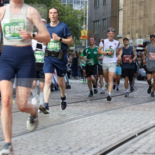 13.09.2026 - 21. swb-Marathon Bremen Strokosch-Dieckow http://msf.ph/oto/10322046 13.09.2026 13:24:47 Ziel 789, 790, 1250, 1582, 2295, 3375, 3524, 3994, 4000, 4559, 5572, 5668, 5669, 5929, 5953, 6080, 7156, 7568, 8310, 8415, 8636, 8784, 8881, 9264, 9573, 9676, 10069, 10071, 10097, 972, 1264, 2761, 3015, 4113, 4507, 4973, 6079, 6360, 6544, 6807, 6943, 7409, 7854, 8853, 9152 meine-sportfotos.de