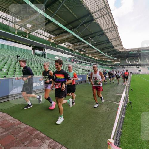 13.09.2026 - 21. swb-Marathon Bremen Michael Burmester http://msf.ph/oto/10322135 13.09.2026 13:22:58 Laufen im Stadion 128, 160, 211, 258, 343, 351, 434, 533, 571, 609, 708, 851, 892, 1060, 1157, 1178, 1259, 1331, 1344, 1417, 1657, 1669, 1691, 1729, 1746, 1788, 1883, 2213, 2286, 2290, 2433, 2445, 2475, 2495, 2504, 2526, 2619, 2632, 2652, 2660, 2685, 2711, 2768, 2936, 2964, 2968, 2995, 3022, 3034, 3225, 3252, 3282, 3292, 3347, 3351, 3364, 3395, 3423, 3447, 3505, 3530, 3559, 3682, 3727, 3770, 3784, 3819, 4020, 4054, 4231, 4406, 4407, 4431, 4466, 4467, 4584, 1506 meine-sportfotos.de