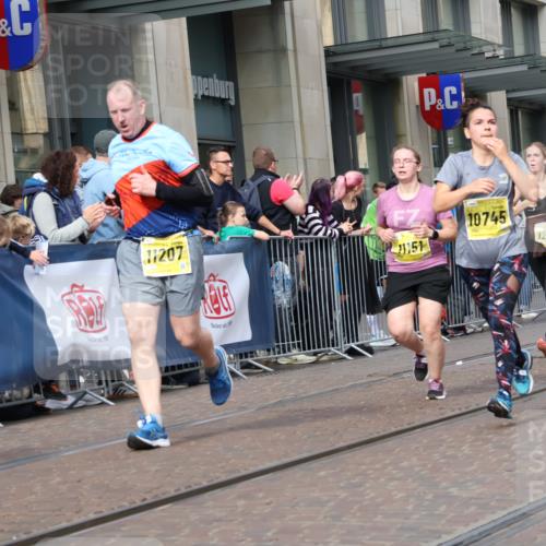13.09.2026 - 21. swb-Marathon Bremen Strokosch-Dieckow http://msf.ph/oto/10322195 13.09.2026 10:59:25 Ziel 10147, 10236, 10355, 10669, 10691, 10745, 10928, 10929, 11054, 11056, 11089, 11151, 11194, 11207, 11419, 11427, 11501, 11519, 11594, 11637, 11803, 11904, 12138, 12242, 12243, 12388, 12480, 12481, 12527, 10377, 10415, 10492, 10668, 10922, 11086, 11125, 11151, 11301, 11302, 11500, 11873, 11913, 12118, 12200, 12267, 12295, 12537, 12541 meine-sportfotos.de