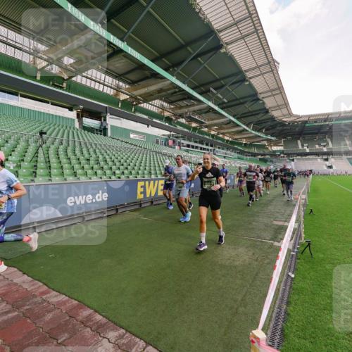 13.09.2026 - 21. swb-Marathon Bremen Michael Burmester http://msf.ph/oto/10322258 13.09.2026 13:23:20 Laufen im Stadion 128, 137, 160, 182, 211, 324, 343, 434, 533, 571, 609, 708, 721, 743, 892, 1157, 1178, 1259, 1273, 1331, 1417, 1597, 1598, 1657, 1669, 1691, 1746, 1788, 1883, 1944, 2213, 2252, 2286, 2290, 2433, 2445, 2465, 2475, 2495, 2503, 2504, 2526, 2619, 2632, 2660, 2685, 2711, 2768, 2936, 2964, 2968, 3252, 3282, 3288, 3289, 3292, 3312, 3347, 3351, 3364, 3395, 3423, 3447, 3505, 3530, 3559, 3682, 3727, 3770, 3784, 3819, 4020, 4054, 4231, 4406, 4407, 4431, 4466, 4467, 4584, 1506 meine-sportfotos.de
