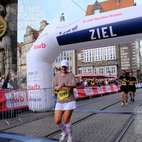 13.09.2026 - 21. swb-Marathon Bremen Tim E. http://msf.ph/oto/10322516 13.09.2026 10:59:22 Ziel 10383, 10415, 10427, 10477, 10668, 10787, 10843, 11034, 11125, 11267, 11278, 11301, 11302, 11602, 11913, 12015, 12118, 12127, 12130, 12131, 12200, 12271, 12297, 12414 meine-sportfotos.de
