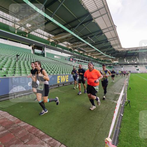 13.09.2026 - 21. swb-Marathon Bremen Michael Burmester http://msf.ph/oto/10322620 13.09.2026 13:23:56 Laufen im Stadion 137, 160, 182, 211, 324, 434, 533, 548, 571, 609, 708, 721, 723, 739, 743, 752, 892, 1157, 1178, 1259, 1273, 1331, 1463, 1471, 1597, 1598, 1691, 1746, 1788, 1944, 2095, 2211, 2213, 2252, 2286, 2312, 2323, 2433, 2445, 2465, 2475, 2483, 2495, 2497, 2503, 2504, 2526, 2571, 2644, 2768, 2776, 2936, 2968, 3252, 3282, 3288, 3289, 3292, 3298, 3306, 3312, 3347, 3364, 3381, 3395, 3423, 3447, 3505, 3530, 3559, 3727, 3770, 3819, 4054, 4231, 4406, 4407, 4431, 4466, 4467, 4584 meine-sportfotos.de
