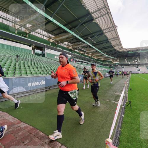 13.09.2026 - 21. swb-Marathon Bremen Michael Burmester http://msf.ph/oto/10322630 13.09.2026 13:23:56 Laufen im Stadion 137, 160, 182, 211, 324, 434, 533, 548, 571, 609, 708, 721, 723, 739, 743, 752, 892, 1157, 1178, 1259, 1273, 1331, 1463, 1471, 1597, 1598, 1691, 1746, 1788, 1944, 2095, 2211, 2213, 2252, 2286, 2312, 2323, 2433, 2445, 2465, 2475, 2483, 2495, 2497, 2503, 2504, 2526, 2571, 2644, 2768, 2776, 2936, 2968, 3252, 3282, 3288, 3289, 3292, 3298, 3306, 3312, 3347, 3364, 3381, 3395, 3423, 3447, 3505, 3530, 3559, 3727, 3770, 3819, 4054, 4231, 4406, 4407, 4431, 4466, 4467, 4584 meine-sportfotos.de