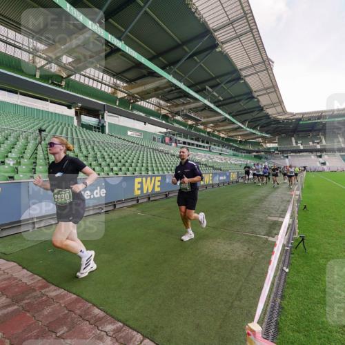 13.09.2026 - 21. swb-Marathon Bremen Michael Burmester http://msf.ph/oto/10322669 13.09.2026 13:23:59 Laufen im Stadion 137, 160, 182, 211, 324, 434, 533, 548, 609, 708, 721, 723, 739, 743, 752, 892, 1178, 1259, 1273, 1331, 1463, 1471, 1491, 1597, 1598, 1691, 1746, 1788, 1944, 2095, 2211, 2213, 2252, 2286, 2312, 2323, 2433, 2445, 2465, 2475, 2483, 2495, 2497, 2503, 2504, 2526, 2571, 2644, 2768, 2776, 2936, 2968, 3252, 3282, 3288, 3289, 3292, 3298, 3306, 3312, 3347, 3364, 3381, 3395, 3423, 3447, 3505, 3530, 3559, 3727, 3770, 3819, 4054, 4231, 4406, 4407, 4431, 4466, 4467, 4584 meine-sportfotos.de