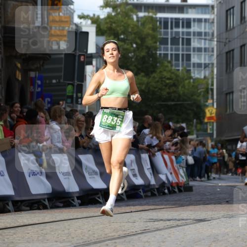 13.09.2026 - 21. swb-Marathon Bremen Strokosch-Dieckow http://msf.ph/oto/10322708 13.09.2026 13:09:50 Ziel 1034, 3197, 4473, 4782, 4895, 5111, 6652, 8759, 9789, 9866, 538, 623, 1723, 1975, 2020, 4781, 5627, 8835, 9817 meine-sportfotos.de