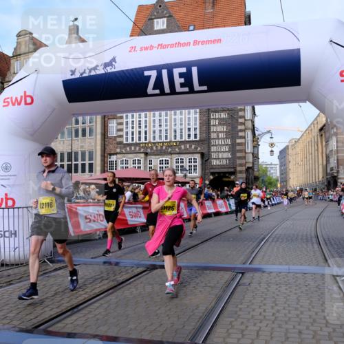 13.09.2026 - 21. swb-Marathon Bremen Tim E. http://msf.ph/oto/10322780 13.09.2026 10:59:30 Ziel 10415, 10427, 10492, 10668, 11086, 11125, 11301, 11302, 11500, 11913, 12015, 12118, 12200, 12267, 12297, 12537, 12541 meine-sportfotos.de