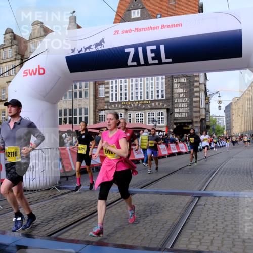 13.09.2026 - 21. swb-Marathon Bremen Tim E. http://msf.ph/oto/10322813 13.09.2026 10:59:30 Ziel 10415, 10427, 10492, 10668, 11086, 11125, 11301, 11302, 11500, 11913, 12015, 12118, 12200, 12267, 12297, 12537, 12541 meine-sportfotos.de