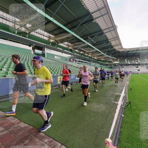 13.09.2026 - 21. swb-Marathon Bremen Michael Burmester http://msf.ph/oto/10322861 13.09.2026 13:24:21 Laufen im Stadion 137, 182, 213, 294, 324, 434, 505, 533, 548, 609, 708, 721, 723, 739, 743, 752, 892, 1178, 1273, 1331, 1463, 1471, 1491, 1515, 1597, 1598, 1746, 1788, 1944, 2095, 2211, 2213, 2252, 2267, 2271, 2286, 2312, 2323, 2433, 2445, 2465, 2475, 2483, 2495, 2497, 2503, 2506, 2526, 2554, 2571, 2644, 2768, 2776, 2833, 2936, 2968, 3005, 3211, 3252, 3282, 3288, 3289, 3292, 3298, 3306, 3312, 3347, 3364, 3381, 3390, 3395, 3423, 3447, 3505, 3559, 3727, 3770, 3819, 4231, 4466, 4467 meine-sportfotos.de