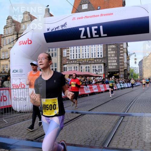13.09.2026 - 21. swb-Marathon Bremen Tim E. http://msf.ph/oto/10323055 13.09.2026 10:59:35 Ziel 10377, 10415, 10492, 10668, 10922, 11086, 11125, 11301, 11302, 11500, 11873, 11913, 12118, 12200, 12267, 12537, 12541 meine-sportfotos.de