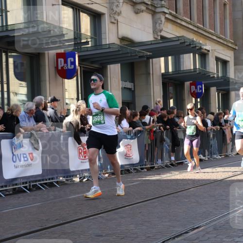 13.09.2026 - 21. swb-Marathon Bremen Strokosch-Dieckow http://msf.ph/oto/10323255 13.09.2026 13:18:58 Ziel 189, 666, 1599, 2007, 2390, 2423, 2535, 3182, 3508, 4319, 4819, 4857, 5172, 5371, 6008, 6137, 6633, 7647, 7686, 7754, 7945, 9512, 9552, 9638, 9805, 307, 2324, 2948, 3631, 4120, 4642, 4916, 5277, 5867, 6310, 6787, 7104, 7154, 7163, 7602, 7647, 7791, 8743, 9327, 9512, 9833, 13184 meine-sportfotos.de