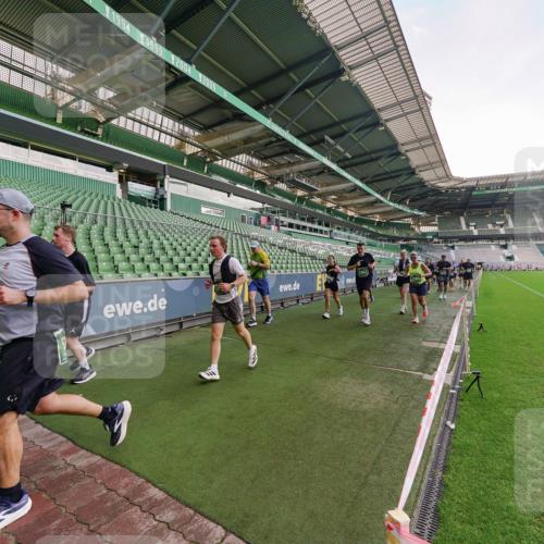 13.09.2026 - 21. swb-Marathon Bremen Michael Burmester http://msf.ph/oto/10323635 13.09.2026 13:25:40 Laufen im Stadion 202, 213, 294, 505, 530, 543, 548, 645, 723, 752, 815, 818, 966, 1283, 1410, 1443, 1459, 1463, 1473, 1487, 1491, 1504, 1515, 1530, 1561, 1618, 1744, 1828, 1830, 1953, 2058, 2059, 2095, 2211, 2267, 2271, 2298, 2308, 2312, 2323, 2354, 2382, 2384, 2483, 2497, 2506, 2508, 2554, 2558, 2591, 2592, 2644, 2656, 2675, 2752, 2762, 2817, 2833, 2878, 2896, 2970, 2981, 3005, 3047, 3062, 3097, 3142, 3172, 3211, 3259, 3298, 3306, 3329, 3359, 3381, 3390, 3433, 3629 meine-sportfotos.de