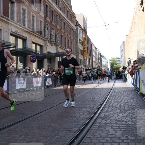 13.09.2026 - 21. swb-Marathon Bremen Strokosch-Dieckow http://msf.ph/oto/10324029 13.09.2026 13:19:15 Ziel 161, 461, 926, 1010, 1232, 1281, 1468, 1535, 1642, 2906, 3182, 4319, 4455, 4977, 4978, 5371, 7037, 7140, 7268, 7655, 7945, 8153, 8185, 9638, 9984, 13163, 189, 666, 1599, 2007, 2390, 2423, 2535, 3182, 3508, 4819, 4857, 4916, 5172, 6008, 6137, 6310, 6633, 7154, 7647, 7686, 7754, 7791, 9512, 9552, 9638, 9805, 13184 meine-sportfotos.de