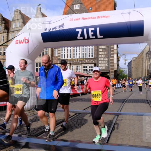 13.09.2026 - 21. swb-Marathon Bremen Tim E. http://msf.ph/oto/10324081 13.09.2026 11:00:01 Ziel 10147, 10236, 10355, 10669, 10691, 10928, 10929, 11054, 11056, 11089, 11194, 11419, 11501, 11594, 11803, 11904, 12138, 12242, 12243, 12388, 12480, 12527 meine-sportfotos.de